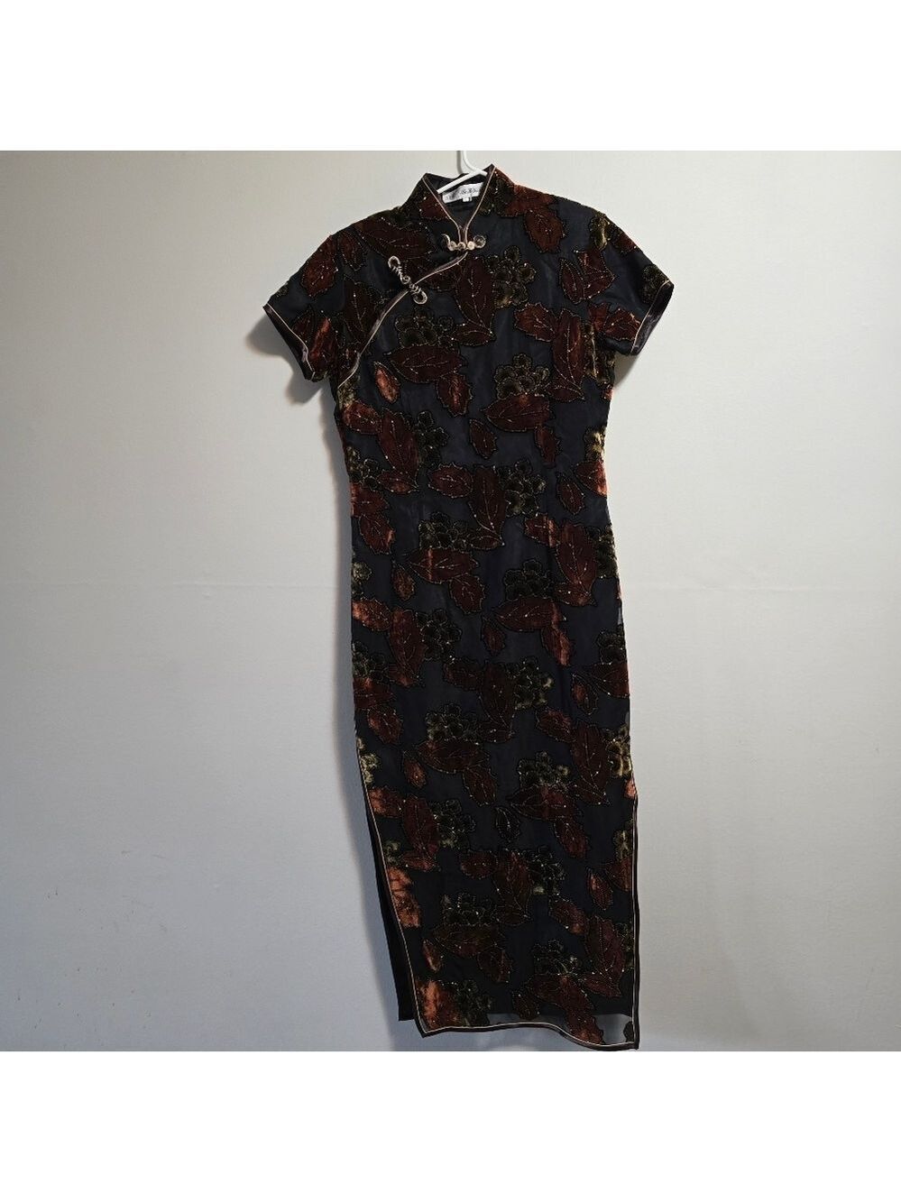 Black vintage elegant Chinese maxi dress leaves embroidered suede allover